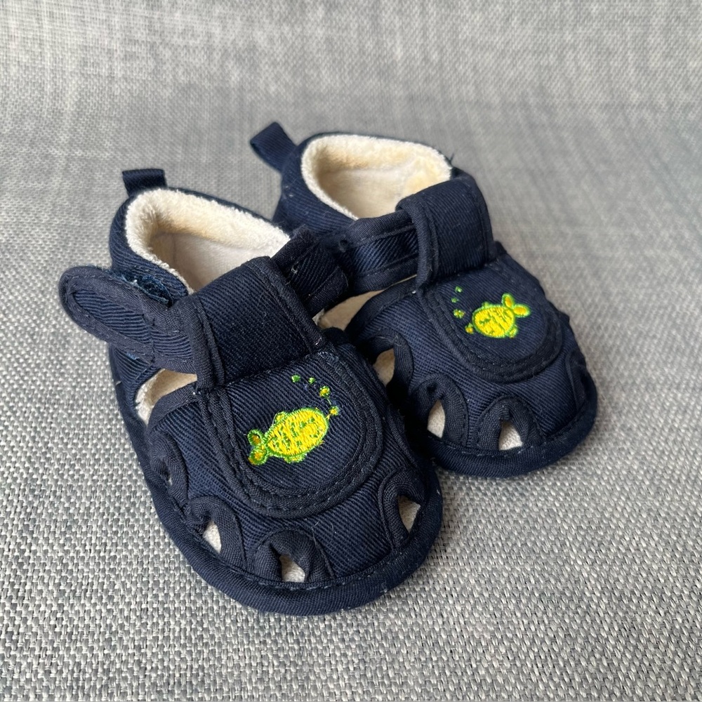 Baby Sandals Navy Fish Embroidery Soft Sole Infant Prewalker Shoes Hook Loop